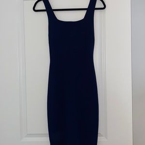 Form fitting blue dress, high quality.